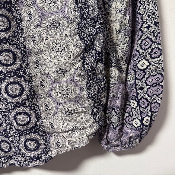 Mono B Purple White Boho Surplice Patterned Tie Up Top Women’s Size Medium - Picture 12 of 16